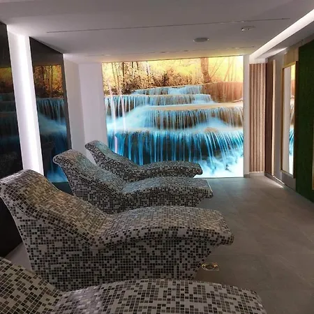 President Kop 106 アパートホテル 3*